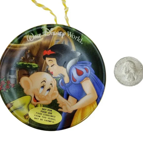 Walt Disney World Snow White “A kiss for Dopey" Mini Collectible Plate Ornament - Picture 2 of 6